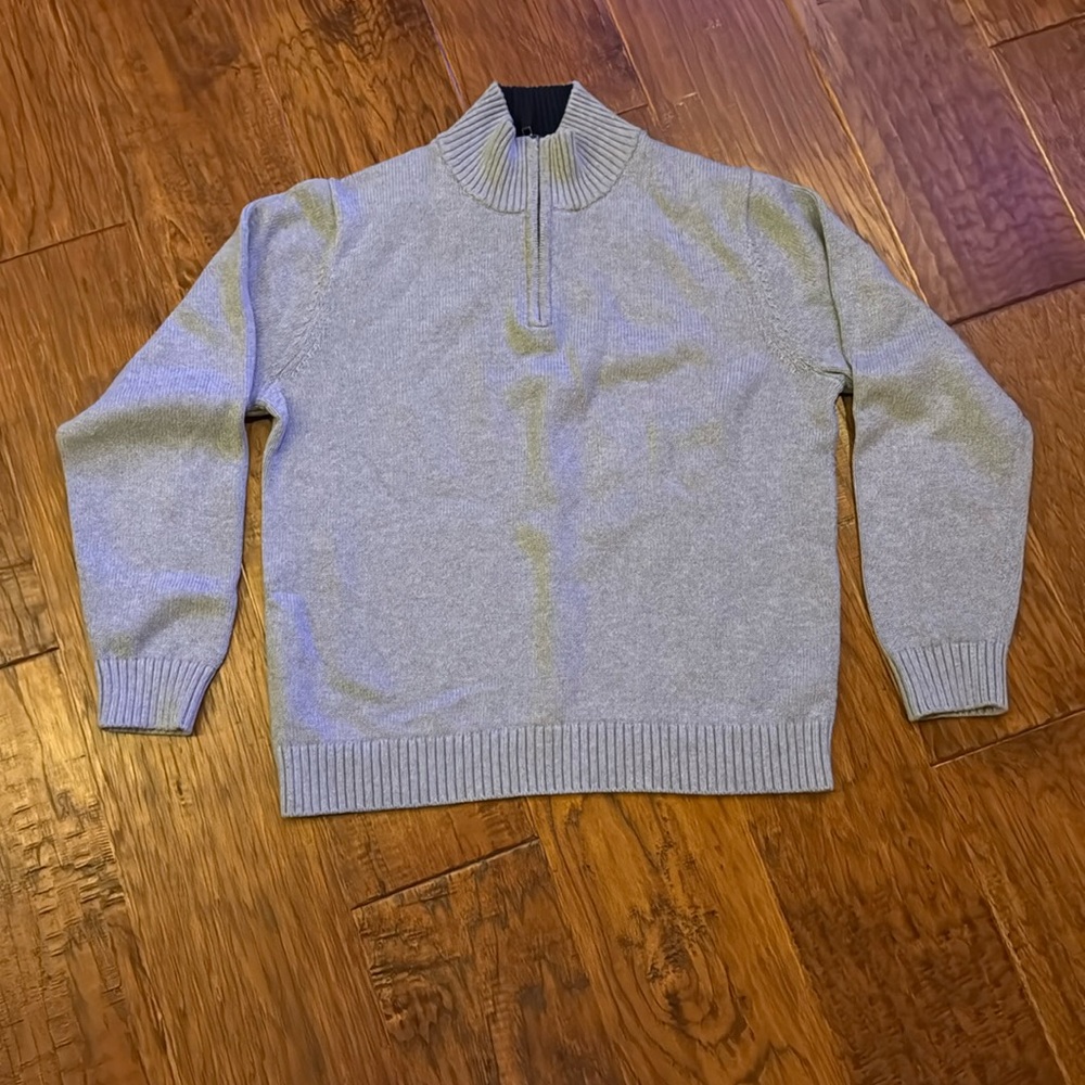 L. L. Bean. Gray sweater. Men’s size large